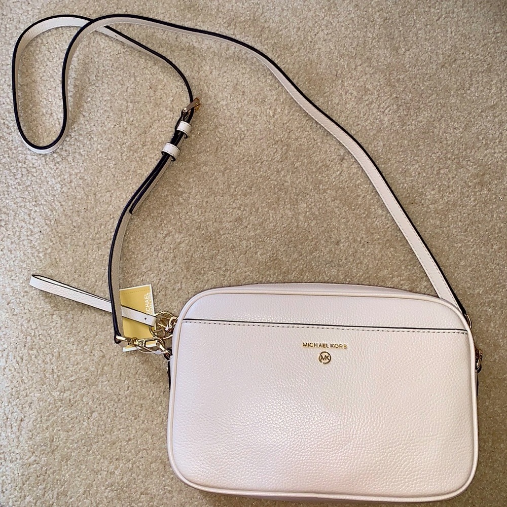 NWT Cream Michael Kors Jet Set Charm Crossbody Bag